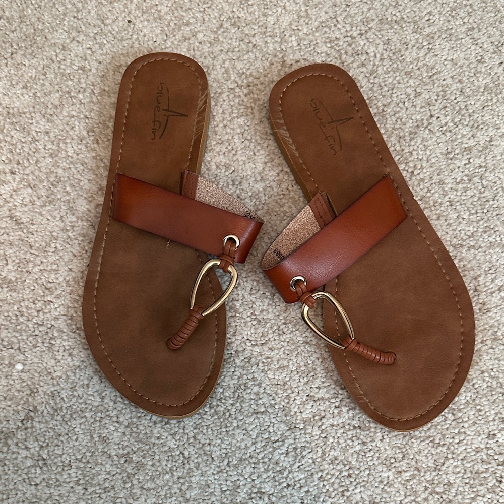 Blue fin Brown Leather Sandals with Gold Accent